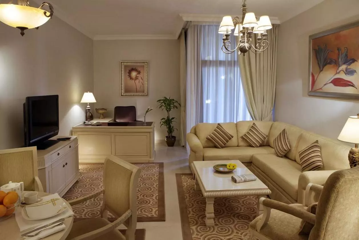 GLORIA_SHABAVIZ (23).jpg